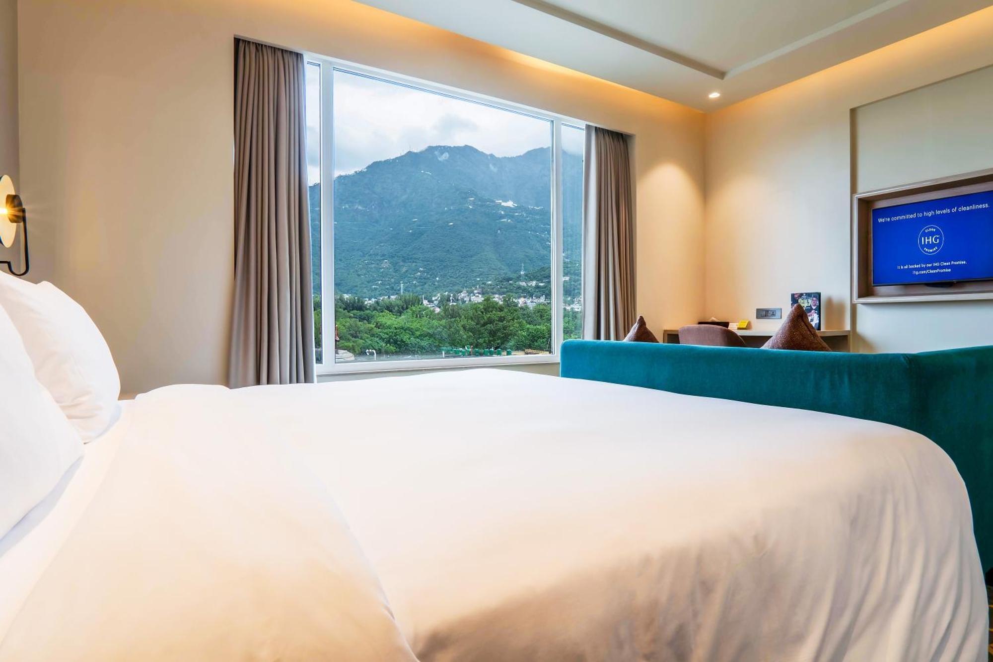 Holiday Inn Katra Vaishno Devi By Ihg מראה חיצוני תמונה